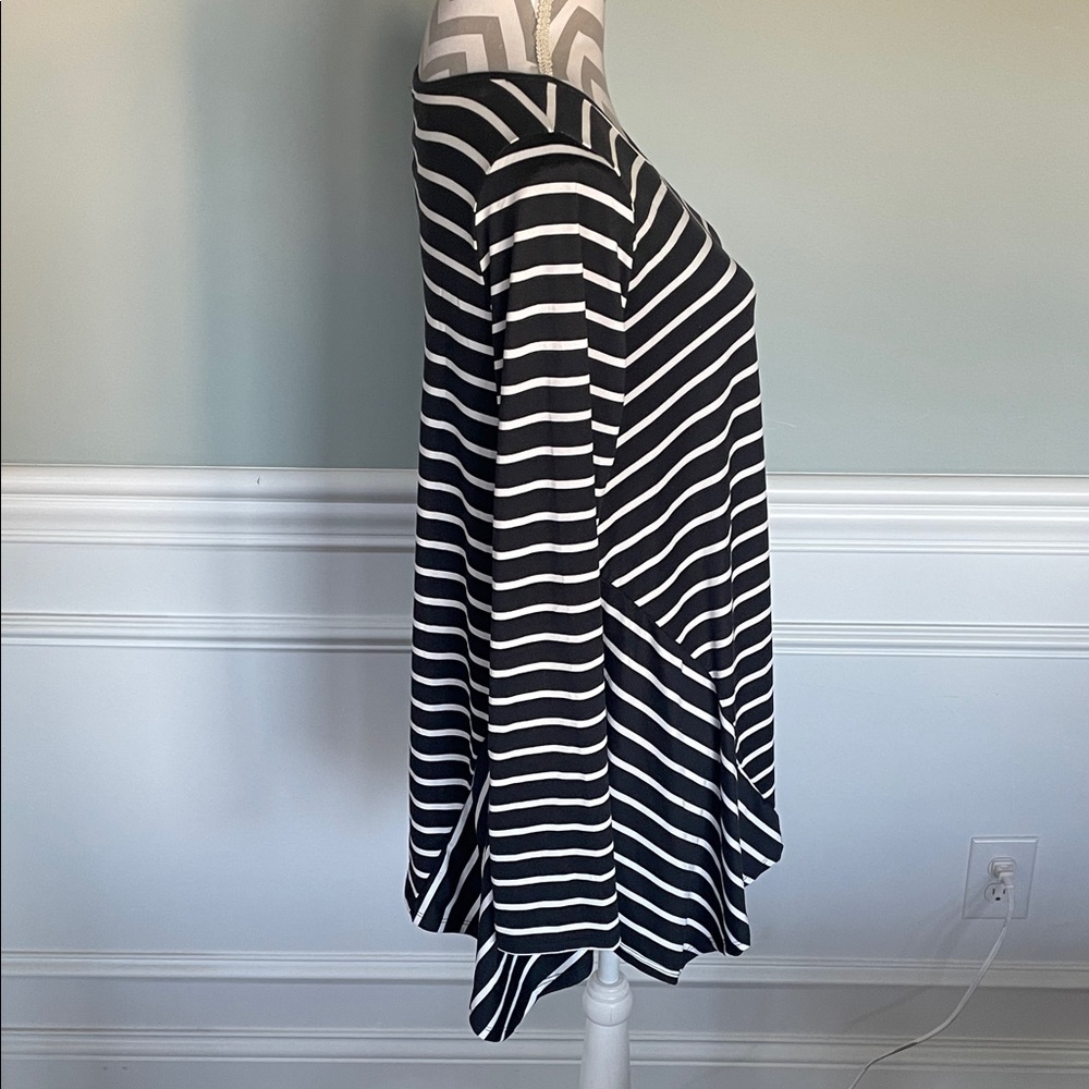💥🆕💥DOUBLJU Black & White Striped Long-Sleeve Top Size Large - Picture 5 of 9